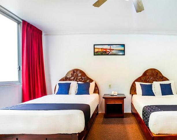 Hotel Hc Celaya  Extérieur photo